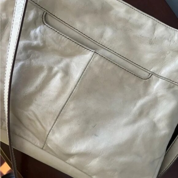 HOBO International LARKIN Crossbody Purse - Picture 4 of 9